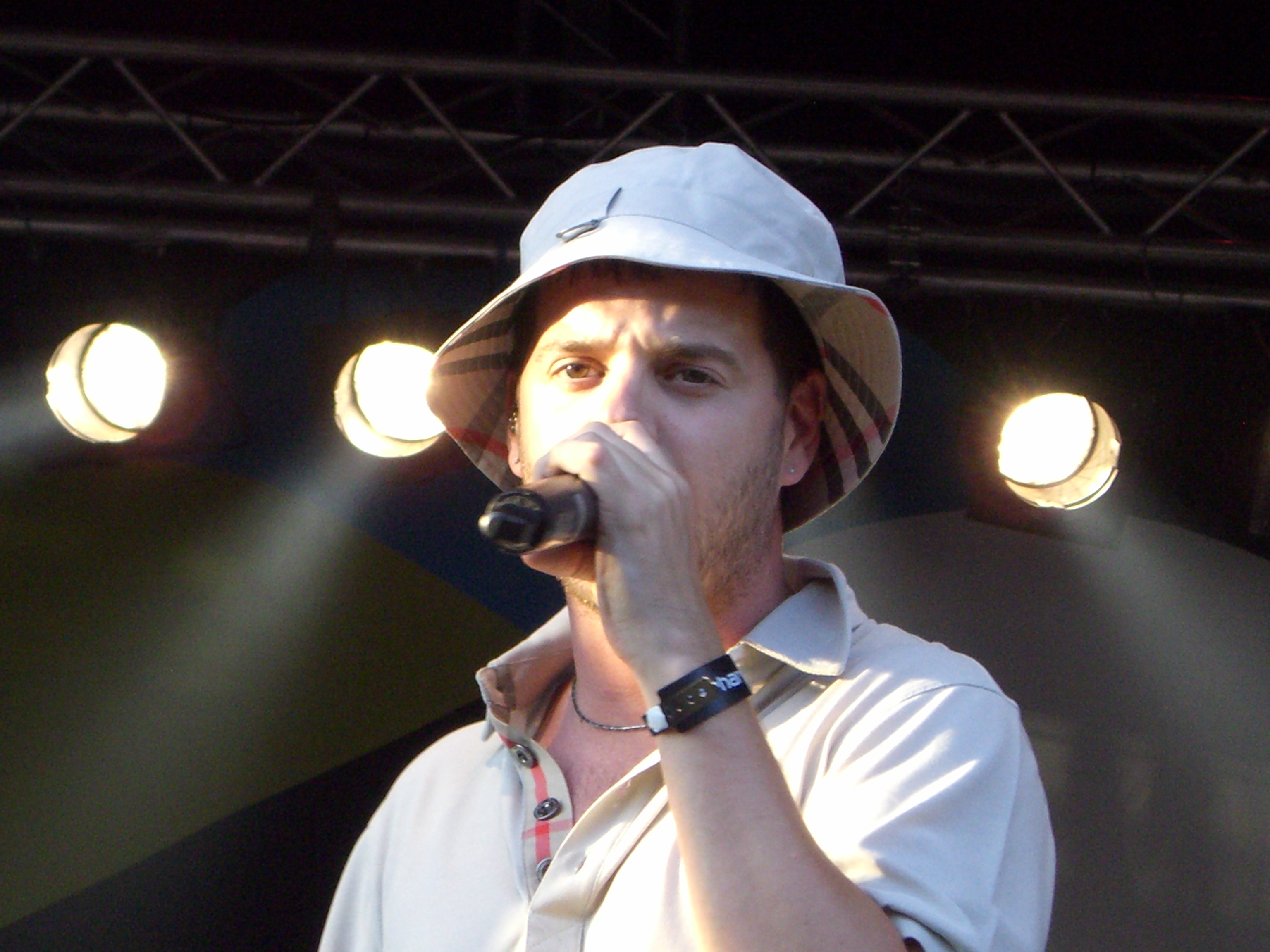 The Streets live 2009